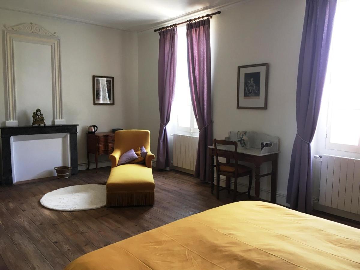 Les Croque-Notes, Chambres Et Table D'Hotes Lorignac Luaran gambar